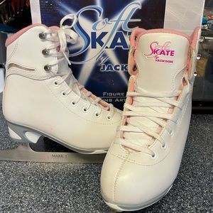 Soft skates by Jackson. Girls size 2.